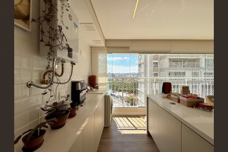 Apartamento à venda com 81m², 3 quartos e 1 vagaÁrea de Serviço