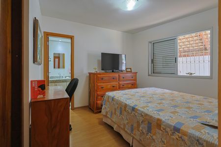 Apartamento à venda com 169m², 3 quartos e 2 vagas Apartamento à venda com 169m², 3 quartos e 2 vagasQuarto 2 - Suíte