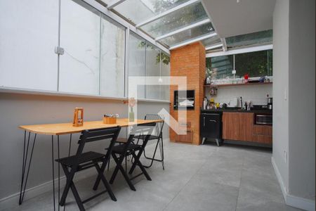 Apartamento à venda com 140m², 2 quartos e 1 vagaÁrea comum