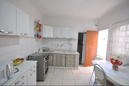 Casa à venda com 100m², 2 quartos e 1 vagaCozinha