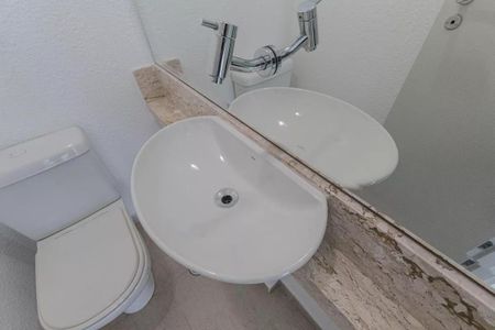 Apartamento à venda com 139m², 3 quartos e 2 vagas Apartamento à venda com 139m², 3 quartos e 2 vagasBanheiro