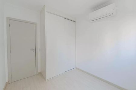 Apartamento à venda com 139m², 3 quartos e 2 vagas Apartamento à venda com 139m², 3 quartos e 2 vagasQuarto