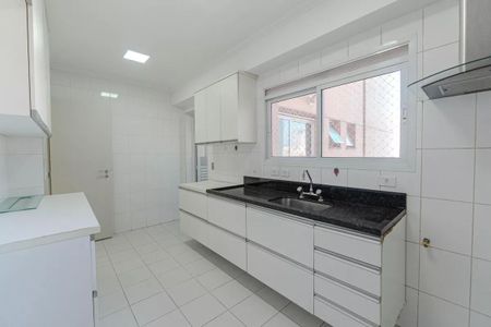 Apartamento à venda com 139m², 3 quartos e 2 vagas Apartamento à venda com 139m², 3 quartos e 2 vagasCozinha