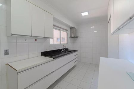 Apartamento à venda com 139m², 3 quartos e 2 vagas Apartamento à venda com 139m², 3 quartos e 2 vagasCozinha