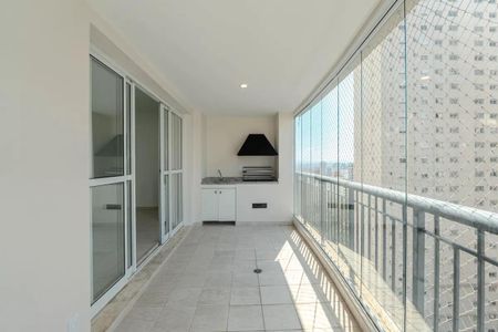 Apartamento à venda com 139m², 3 quartos e 2 vagas Apartamento à venda com 139m², 3 quartos e 2 vagasVaranda