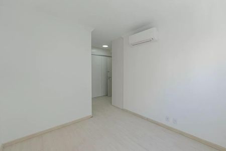 Apartamento à venda com 139m², 3 quartos e 2 vagas Apartamento à venda com 139m², 3 quartos e 2 vagasQuarto