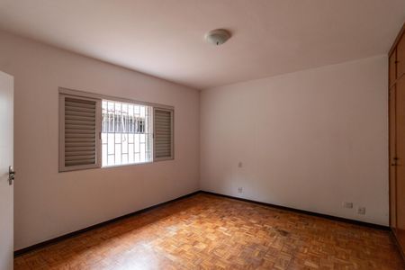 Casa para alugar com 350m², 5 quartos e 6 vagasSuíte