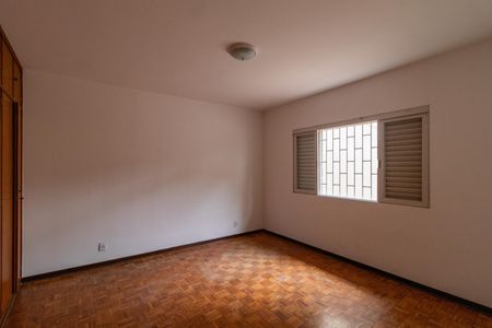 Casa para alugar com 350m², 5 quartos e 6 vagasQuarto 2