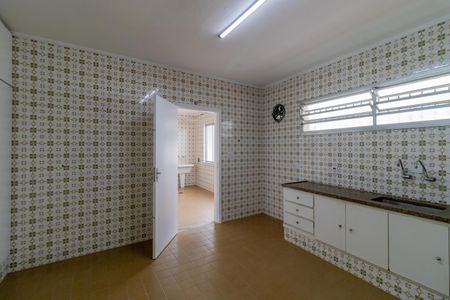 Casa para alugar com 350m², 5 quartos e 6 vagasCozinha