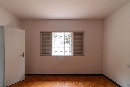 Casa para alugar com 350m², 5 quartos e 6 vagasSuíte