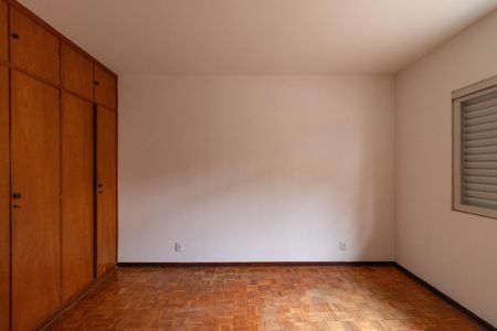 Casa para alugar com 350m², 5 quartos e 6 vagasQuarto 2