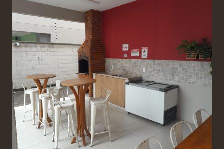 Apartamento à venda com 37m², 2 quartos e sem vagaÁrea comum