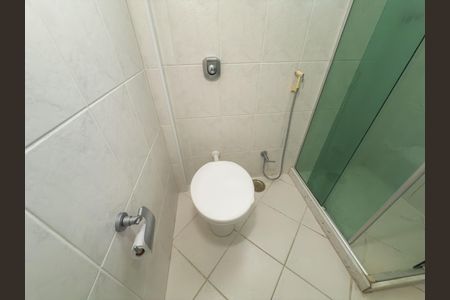 Apartamento à venda com 63m², 2 quartos e sem vaga Apartamento à venda com 63m², 2 quartos e sem vagaBanheiro