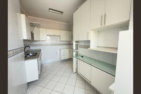 Apartamento à venda com 63m², 2 quartos e sem vaga Apartamento à venda com 63m², 2 quartos e sem vagaCozinha
