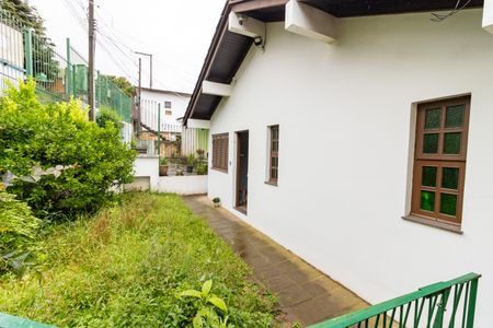 Casa à venda com 138m², 3 quartos e 2 vagas Casa à venda com 138m², 3 quartos e 2 vagasJardim