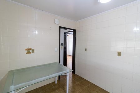 Casa à venda com 138m², 3 quartos e 2 vagas Casa à venda com 138m², 3 quartos e 2 vagasÁrea de Serviço