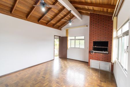 Casa à venda com 138m², 3 quartos e 2 vagas Casa à venda com 138m², 3 quartos e 2 vagasSala de Jantar