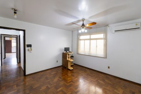 Casa à venda com 138m², 3 quartos e 2 vagas Casa à venda com 138m², 3 quartos e 2 vagasSuíte