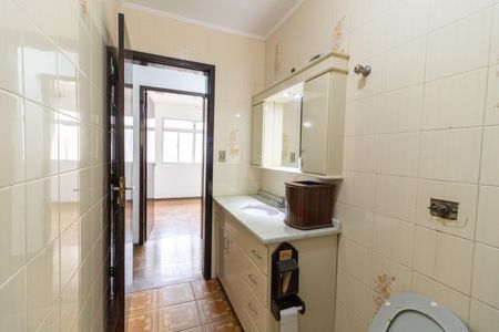 Casa à venda com 138m², 3 quartos e 2 vagas Casa à venda com 138m², 3 quartos e 2 vagasBanheiro