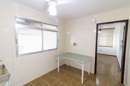 Casa à venda com 138m², 3 quartos e 2 vagas Casa à venda com 138m², 3 quartos e 2 vagasÁrea de Serviço