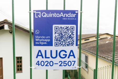 Casa à venda com 138m², 3 quartos e 2 vagas Casa à venda com 138m², 3 quartos e 2 vagasPlaquinha