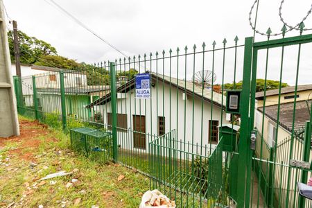 Casa à venda com 138m², 3 quartos e 2 vagas Casa à venda com 138m², 3 quartos e 2 vagasFachada