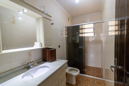 Casa à venda com 138m², 3 quartos e 2 vagas Casa à venda com 138m², 3 quartos e 2 vagasBanheiro