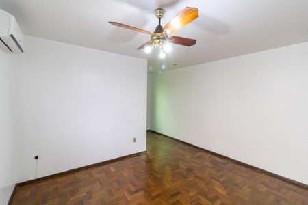 Casa à venda com 138m², 3 quartos e 2 vagas Casa à venda com 138m², 3 quartos e 2 vagasSuíte