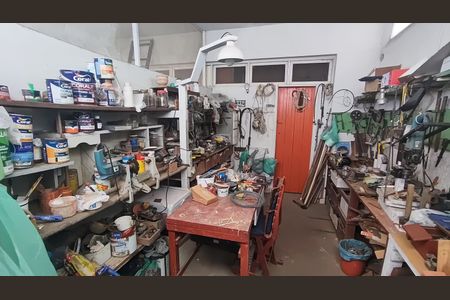 Casa de condomínio à venda com 347m², 4 quartos e 4 vagasQuarto de Ferramentas 