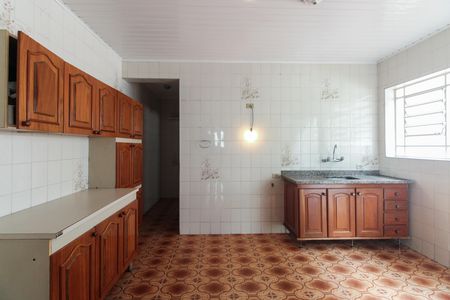 Casa à venda com 184m², 2 quartos e 2 vagas Casa à venda com 184m², 2 quartos e 2 vagasCozinha