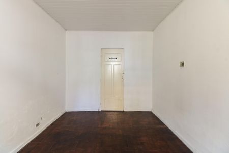 Casa à venda com 184m², 2 quartos e 2 vagas Casa à venda com 184m², 2 quartos e 2 vagasQuarto