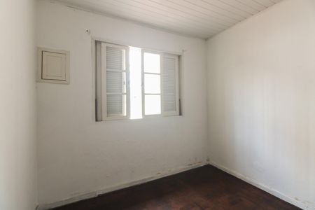 Casa à venda com 184m², 2 quartos e 2 vagas Casa à venda com 184m², 2 quartos e 2 vagasQuarto