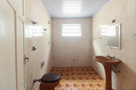 Casa à venda com 184m², 2 quartos e 2 vagas Casa à venda com 184m², 2 quartos e 2 vagasBanheiro