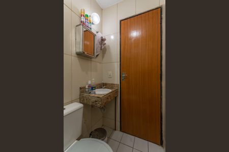 Apartamento à venda com 48m², 2 quartos e 1 vaga Apartamento à venda com 48m², 2 quartos e 1 vagaBanheiro Social