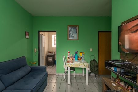 Sala de apartamento à venda com 2 quartos, 48m² em Santa Monica, Belo Horizonte