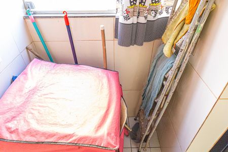 Apartamento à venda com 48m², 2 quartos e 1 vagaarea de serviço