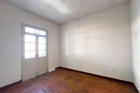 Casa à venda com 223m², 5 quartos e 2 vagasQuarto 1