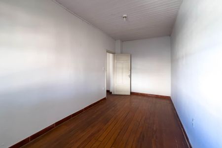 Casa à venda com 223m², 5 quartos e 2 vagasQuarto 2