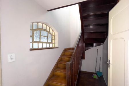 Casa à venda com 223m², 5 quartos e 2 vagasHall