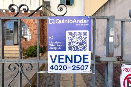 Casa à venda com 223m², 5 quartos e 2 vagasPlaca MBHL-641