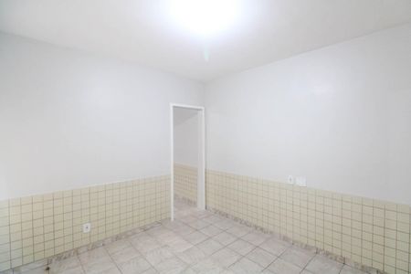 Casa para alugar com 40m², 1 quarto e sem vaga Casa para alugar com 40m², 1 quarto e sem vagaSala