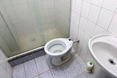 Casa para alugar com 40m², 1 quarto e sem vaga Casa para alugar com 40m², 1 quarto e sem vagaBanheiro