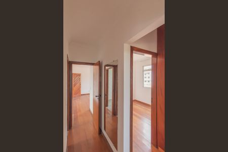 Apartamento à venda com 174m², 4 quartos e 2 vagasCorredor