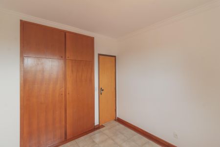 Apartamento à venda com 174m², 4 quartos e 2 vagasQuarto 3