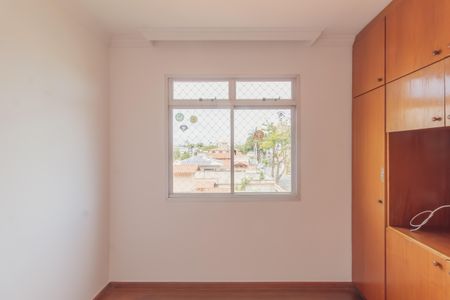 Apartamento à venda com 174m², 4 quartos e 2 vagasQuarto 1