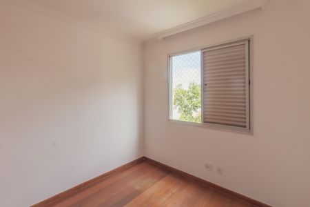 Apartamento à venda com 174m², 4 quartos e 2 vagasQuarto 2
