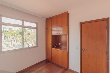 Apartamento à venda com 174m², 4 quartos e 2 vagasQuarto 1