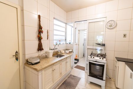 Apartamento à venda com 102m², 2 quartos e 1 vagaCozinha