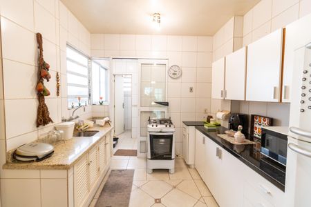 Apartamento à venda com 102m², 2 quartos e 1 vagaCozinha