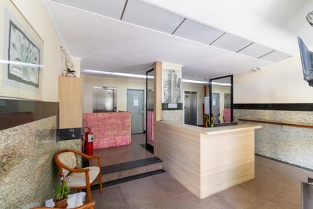 Apartamento à venda com 102m², 2 quartos e 1 vagaHall de entrada